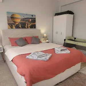  شقة Family Apt For 7 People, 10 Min Walk To Taksim Square